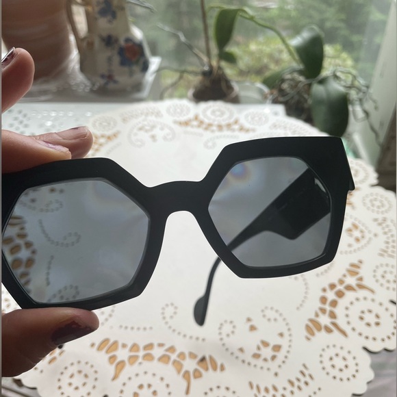 Anne et Valentine Black Sunglasses "Streep" Made in France Luxury Eyewear - Picture 9 of 17